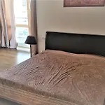 Spacious Apartment With The Terrace