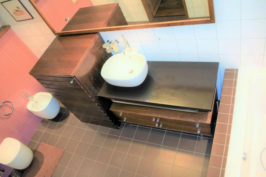 Spacious With The Terrace Butas